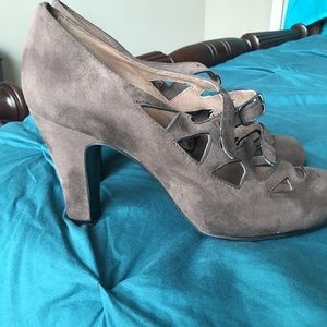 NWOT Aris Allen Heels (Vintage, Suede bottomed)